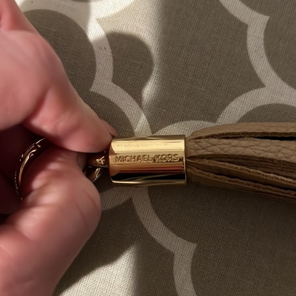 Michael Kors keychain bundle plus poof keychain - Picture 6 of 10